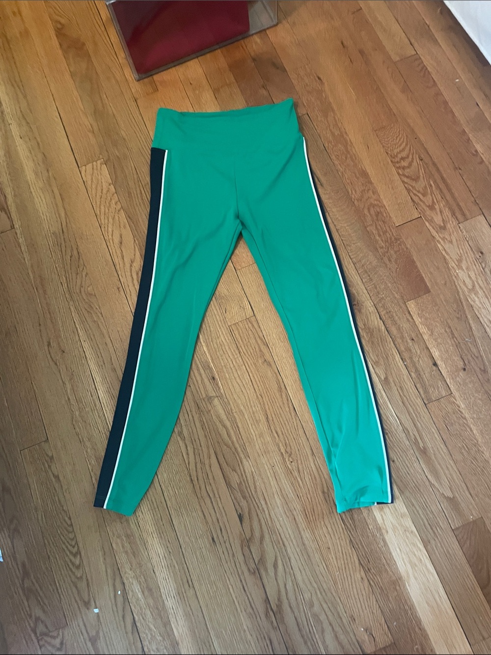 Lou & Grey Green Leggings with Blue Side Panel and White Stripe Small